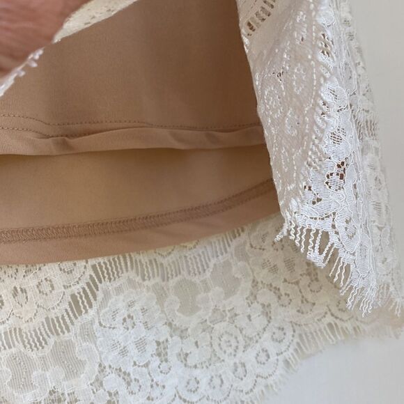 NEW Without Tag Lined Lace Hi Lo Tank By Rose+Olive - Picture 3 of 6